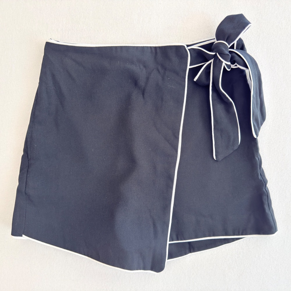 Diane Von Furstenberg for Target Skort XXS Black White Preppy  Office Siren